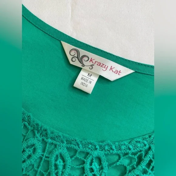 Krazy Kat Green Tunic Embroidered Fringe Hem Size Medium - Picture 3 of 7